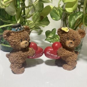 مجسمه خرس های عاشق