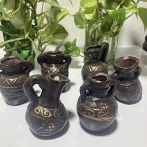 کوزه سفالی کوچک تکی